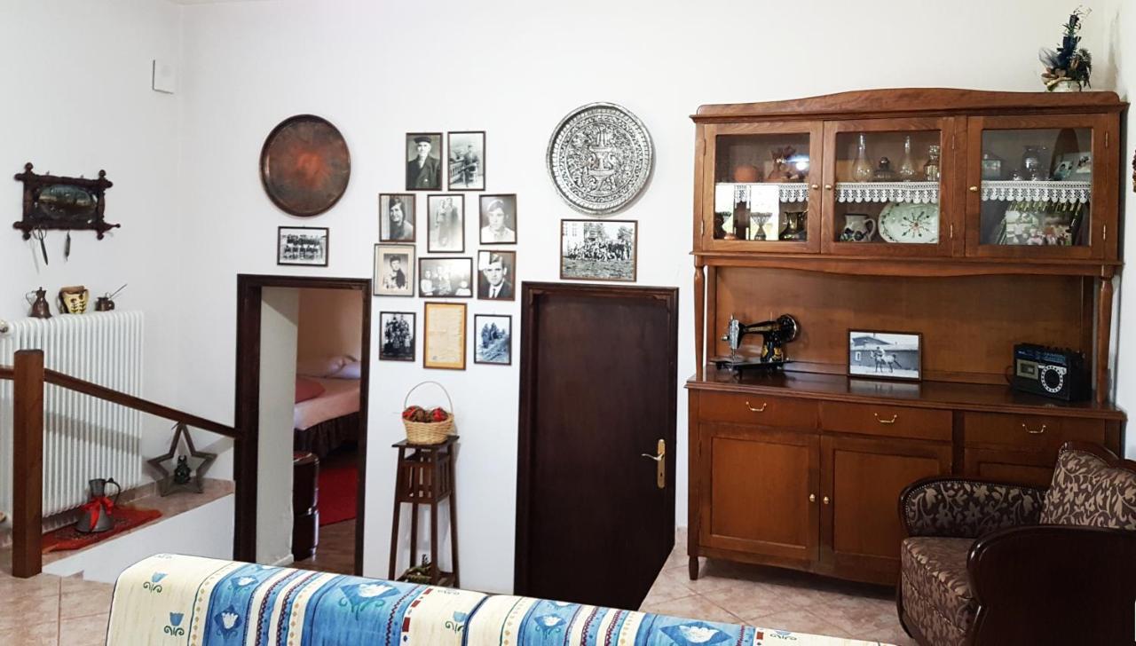 Yiayia'S Rina'S Lovely Cottage Pteria Bagian luar foto