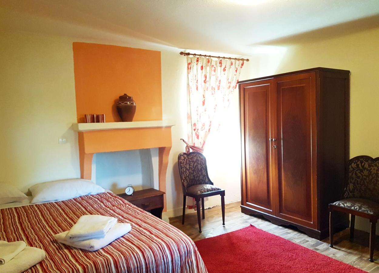 Yiayia'S Rina'S Lovely Cottage Pteria Bagian luar foto